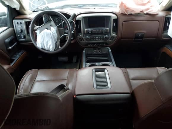 2016 Chevrolet Silverado 3500HD High Country с VIN 1GC4K1E81GF143756, выставлен на аукционе Copart как лот 83951974 с пробегом 107 319 миль миль и Списание • Salvage title. История ставок и продаж доступна на DreamBid. Изображение 8.