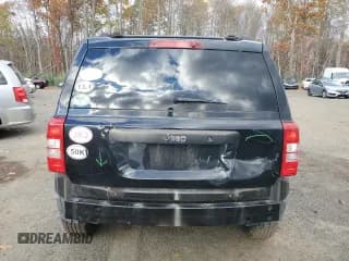 ✅ 2013 Jeep Patriot Sport • VIN: 1C4NJPBA1DD290300 • Lot: 90622615. Listed on Copart with 120,178 mi. Free auction sales archive from the USA and detailed vehicle history report at DreamBid. Image 6.