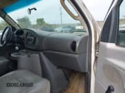 ✅ 2003 Ford Econoline Cargo Super • VIN: 1FTNS24L73HC05806 • Lot: 43307665. Wystawiony na IAAI z przebiegiem 285 594 mil. Bezpłatny archiwum sprzedaży aukcyjnych z USA i szczegółowy raport historii pojazdu na DreamBid. Zdjęcie 5.