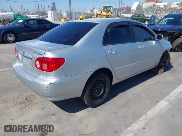 ✅ 2005 Toyota Corolla CE • VIN: 1NXBR32E25Z526764 • Лот: 42320769. Опубликован ранее на IAAI с пробегом 172 583 миль. Бесплатный доступ к архиву аукционных продаж из США и подробный отчёт об истории автомобиля на DreamBid. Изображение 4.
