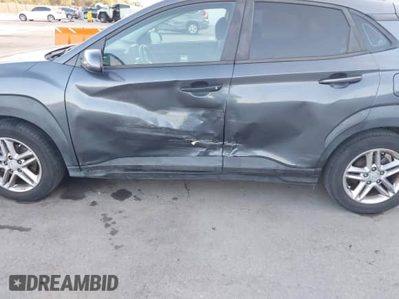 2021 Hyundai Kona SE с VIN KM8K12AAXMU703673, выставлен на аукционе IAAI как лот 43545133 с пробегом 106 576 миль миль и . История ставок и продаж доступна на DreamBid. Изображение 6.