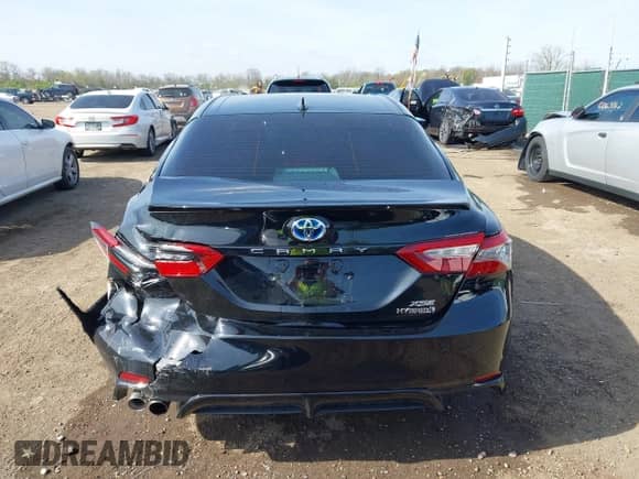 2021 Toyota Camry Hybrid XSE z VIN 4T1K31AK5MU024696, wystawiony jako IAAI lot #42095395 z przebiegiem 61 146 mil mil oraz . Historia ofert i sprzedaży dostępna na DreamBid. Obrazek 16.