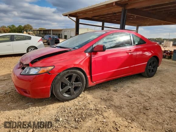 ✅ 2008 Honda Civic EX • VIN: 2HGFG128X8H579067 • Lot: 92312055. Wystawiony na Copart z przebiegiem 212 156 mil. Bezpłatny archiwum sprzedaży aukcyjnych z USA i szczegółowy raport historii pojazdu na DreamBid. Zdjęcie 1.