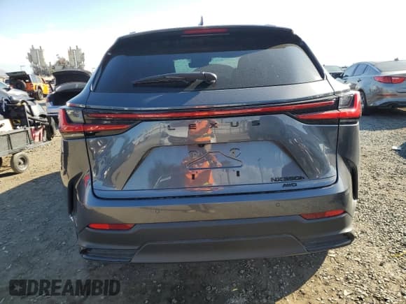 ✅ 2025 Lexus NX 350h • VIN: JTJAKCEZ9S2061553 • Lot: 86876265. Wystawiony na Copart z przebiegiem 3 699 mil. Bezpłatny archiwum sprzedaży aukcyjnych z USA i szczegółowy raport historii pojazdu na DreamBid. Zdjęcie 6.