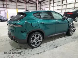 ✅ 2024 Alfa Romeo Tonale Veloce • VIN: ZASPATDW7R3039387 • Lot: 85281534. Wystawiony na Copart z przebiegiem 19 172 mil. Bezpłatny archiwum sprzedaży aukcyjnych z USA i szczegółowy raport historii pojazdu na DreamBid. Zdjęcie 3.