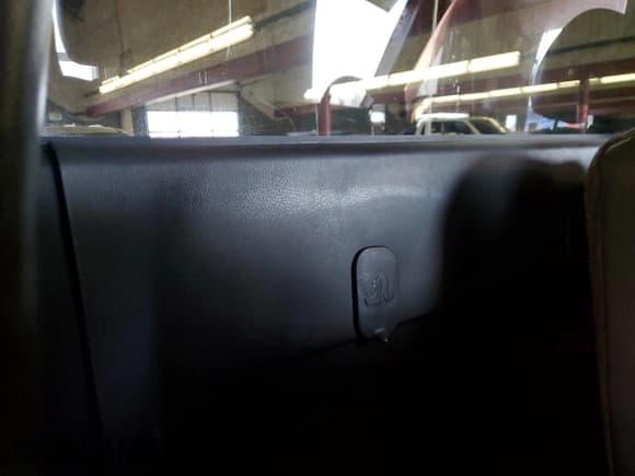 ✅ 2003 Chevrolet Silverado 1500 Work Truck • VIN: 1GCEK14V03Z164277 • Lot: 81979865. Listed on Copart with 293,682 mi. Free auction sales archive from the USA and detailed vehicle history report at DreamBid. Image 10.