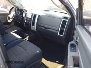 ✅ 2009 Dodge 1500 SLT • VIN: 1D3HB18P49S802340 • Lot: 41265910. Wystawiony na IAAI z przebiegiem 202 510 mil. Bezpłatny archiwum sprzedaży aukcyjnych z USA i szczegółowy raport historii pojazdu na DreamBid. Zdjęcie 5.