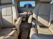 ✅ 2008 Chevrolet Suburban 1LT • VIN: 1GNFK16338J250728 • Lot: 70020715. Wystawiony na Copart z przebiegiem 204 857 mil. Bezpłatny archiwum sprzedaży aukcyjnych z USA i szczegółowy raport historii pojazdu na DreamBid. Zdjęcie 10.