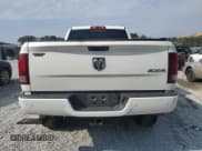 ✅ 2018 Ram 2500 Laramie • VIN: 3C6UR5NL0JG141212 • Лот: 81071625. Опубликован ранее на Copart с пробегом 295 928 миль. Бесплатный доступ к архиву аукционных продаж из США и подробный отчёт об истории автомобиля на DreamBid. Изображение 6.