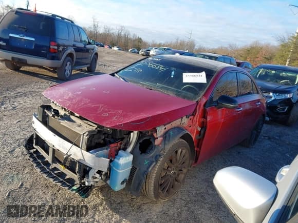 ✅ 2020 Mercedes-Benz A 35 AMG • VIN: W1K3G5BBXLJ239645 • Лот: 43366841. Опубликован ранее на IAAI с пробегом 50 024 миль. Бесплатный доступ к архиву аукционных продаж из США и подробный отчёт об истории автомобиля на DreamBid. Изображение 2.