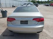 ✅ 2017 Audi A8 Sport • VIN: WAU43AFD6HN002839 • Лот: 43015451. Опубликован ранее на IAAI с пробегом 169 409 миль. Бесплатный доступ к архиву аукционных продаж из США и подробный отчёт об истории автомобиля на DreamBid. Изображение 16.