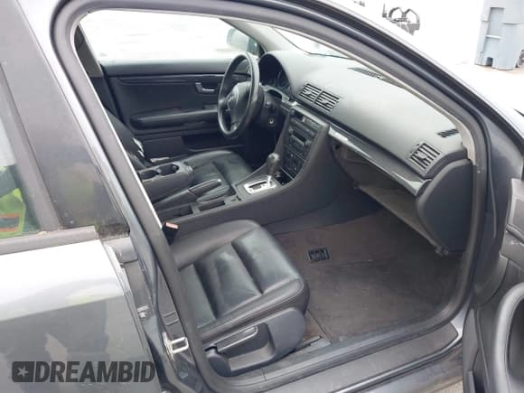 ✅ 2003 Audi A4 1.8T • VIN: WAULC68E33A191707 • Lot: 42986040. Listed on IAAI with 137,687 mi. Free auction sales archive from the USA and detailed vehicle history report at DreamBid. Image 5.