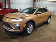 ✅ 2024 Buick Envista Preferred • VIN: KL47LAE20RB018774 • Лот: 70622275. Опубликован ранее на Copart с пробегом 20 023 миль. Бесплатный доступ к архиву аукционных продаж из США и подробный отчёт об истории автомобиля на DreamBid. Изображение 1.