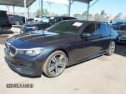 ✅ 2019 BMW 7 Series 740i • VIN: WBA7E2C53KB218375 • Lot: 42008827. Listed on IAAI with 61,337 mi. Free auction sales archive from the USA and detailed vehicle history report at DreamBid. Image 17.