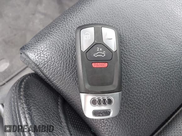 ✅ 2019 Audi Q5 Prestige • VIN: WA1CNAFY4K2070295 • Лот: 42369665. Опубликован ранее на IAAI с пробегом 55 098 миль. Бесплатный доступ к архиву аукционных продаж из США и подробный отчёт об истории автомобиля на DreamBid. Изображение 11.