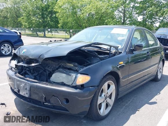✅ 2005 BMW 3 Series 330i • VIN: WBAEV53435KM40855 • Lot: 42344505. Listed on IAAI with 120,060 mi. Free auction sales archive from the USA and detailed vehicle history report at DreamBid. Image 17.