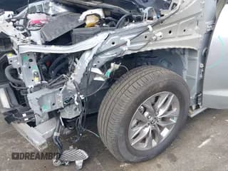 ✅ 2023 Toyota Sienna XLE • VIN: 5TDYRKECXPS175807 • Lot: 43091885. Listed on IAAI with 37,091 mi. Free auction sales archive from the USA and detailed vehicle history report at DreamBid. Image 6.