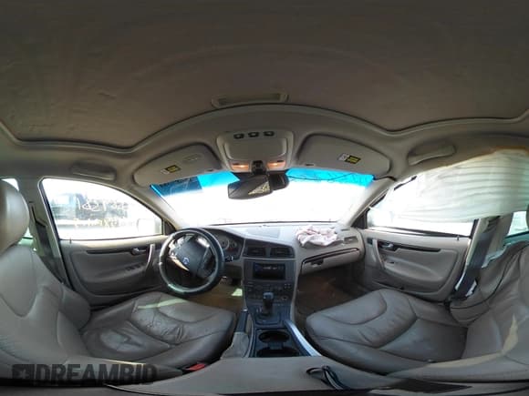 ✅ 2004 Volvo V70 XC Cross Country • VIN: YV1SZ59H241140095 • Lot: 43687381. Listed on IAAI with 182,258 mi. Free auction sales archive from the USA and detailed vehicle history report at DreamBid. Image 19.