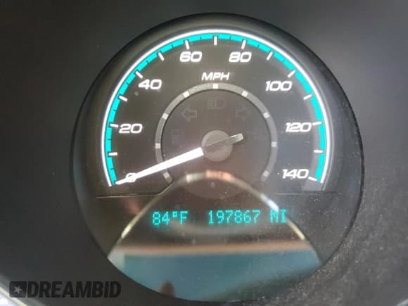 ✅ 2009 Chevrolet Malibu 1LS • VIN: 1G1ZG57B094158960 • Lot: 73282034. Listed on Copart with 197,867 mi. Free auction sales archive from the USA and detailed vehicle history report at DreamBid. Image 9.