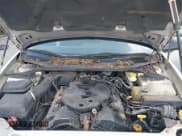 ✅ 2004 Chrysler Concorde LX • VIN: 2C3HD46R04H674725 • Lot: 42826830. Wystawiony na IAAI z przebiegiem 193 428 mil. Bezpłatny archiwum sprzedaży aukcyjnych z USA i szczegółowy raport historii pojazdu na DreamBid. Zdjęcie 10.