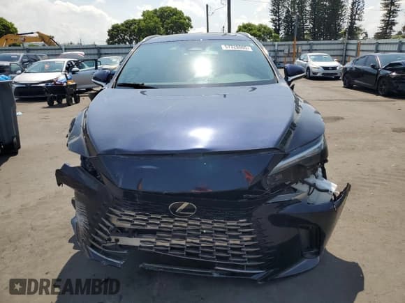 ✅ 2023 Lexus RX 350 • VIN: 2T2BAMBA7PC015691 • Lot: 57328005. Wystawiony na Copart z przebiegiem Nie podano. Bezpłatny archiwum sprzedaży aukcyjnych z USA i szczegółowy raport historii pojazdu na DreamBid. Zdjęcie 5.