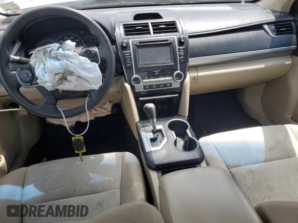 2014 Toyota Camry L z VIN 4T4BF1FK9ER378566, wystawiony jako Copart lot #65263795 z przebiegiem Nie podano mil oraz Szkoda całkowita • Salvage title. Historia ofert i sprzedaży dostępna na DreamBid. Obrazek 8.