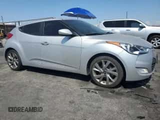 2017 Hyundai Veloster с VIN KMHTC6AD3HU308336, выставлен на аукционе Copart как лот 65843884 с пробегом 165 249 миль миль и Списание • Salvage title. История ставок и продаж доступна на DreamBid. Изображение 4.