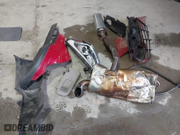 ✅ 2015 Hyundai Tucson Limited • VIN: KM8JUCAG4FU970436 • Lot: 41980854. Wystawiony na IAAI z przebiegiem 86 055 mil. Bezpłatny archiwum sprzedaży aukcyjnych z USA i szczegółowy raport historii pojazdu na DreamBid. Zdjęcie 12.