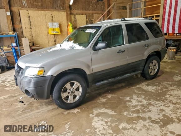 ✅ 2006 Ford Escape XLT • VIN: 1FMCU93116KC71636 • Лот: 95442715. Опубликован ранее на Copart с пробегом 148 152 миль. Бесплатный доступ к архиву аукционных продаж из США и подробный отчёт об истории автомобиля на DreamBid. Изображение 1.
