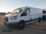 ✅ 2016 Ford Transit Cargo • VIN: 1FTYE1YM8GKA04717 • Lot: 40878998. Wystawiony na IAAI z przebiegiem 142 124 mil. Bezpłatny archiwum sprzedaży aukcyjnych z USA i szczegółowy raport historii pojazdu na DreamBid. Zdjęcie 18.