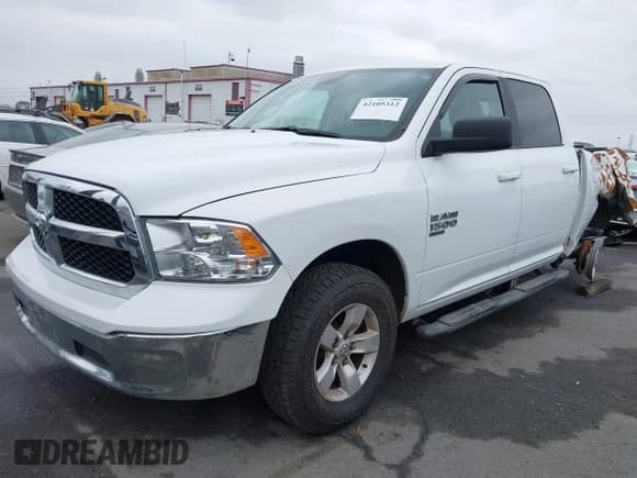 ✅ 2019 Ram 1500 SLT • VIN: 1C6RR6TT3KS532511 • Lot: 42105312. Wystawiony na IAAI z przebiegiem 97 565 mil. Bezpłatny archiwum sprzedaży aukcyjnych z USA i szczegółowy raport historii pojazdu na DreamBid. Zdjęcie 18.