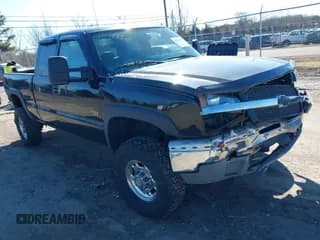 ✅ 2003 Chevrolet Silverado 2500HD LT • VIN: 1GCHK29163E296878 • Lot: 41601883. Wystawiony na IAAI z przebiegiem 221 263 mil. Bezpłatny archiwum sprzedaży aukcyjnych z USA i szczegółowy raport historii pojazdu na DreamBid. Zdjęcie 1.