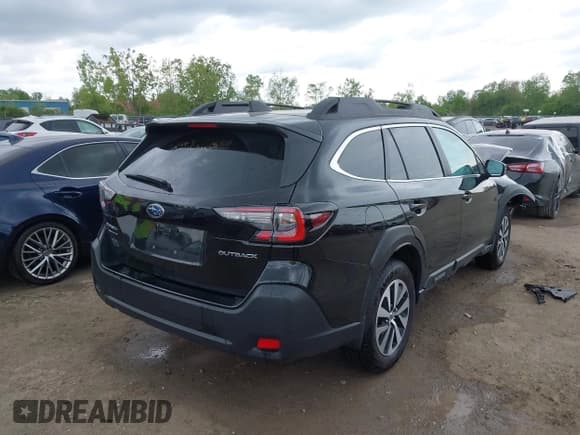 ✅ 2024 Subaru Outback Premium • VIN: 4S4BTADC2R3296320 • Lot: 42246698. Listed on IAAI with 28,188 mi. Free auction sales archive from the USA and detailed vehicle history report at DreamBid. Image 4.