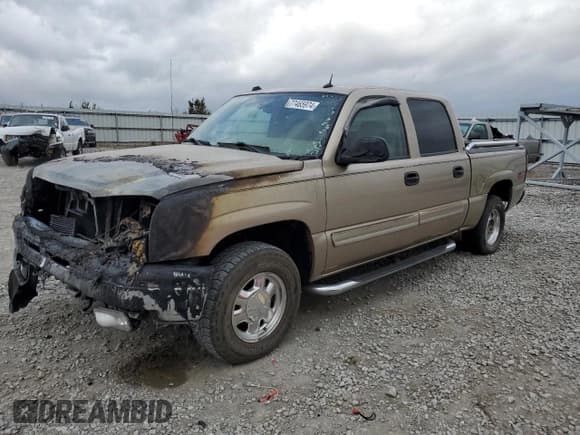 ✅ 2004 Chevrolet Silverado 1500 LS • VIN: 2GCEK13T541412243 • Lot: 77465974. Wystawiony na Copart z przebiegiem Nie podano. Bezpłatny archiwum sprzedaży aukcyjnych z USA i szczegółowy raport historii pojazdu na DreamBid. Zdjęcie 1.