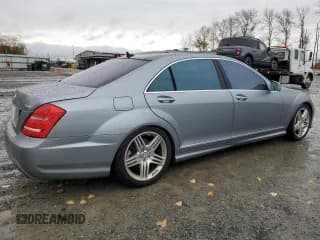✅ 2013 Mercedes-Benz S 400 • VIN: WDDNG9FB6DA504878 • Лот: 92725145. Опубликован ранее на Copart с пробегом 94 264 миль. Бесплатный доступ к архиву аукционных продаж из США и подробный отчёт об истории автомобиля на DreamBid. Изображение 3.