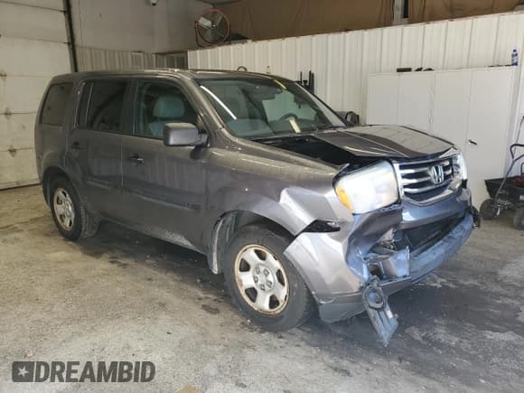 ✅ 2015 Honda Pilot LX • VIN: 5FNYF4H28FB060438 • Lot: 89707385. Listed on Copart with 146,807 mi. Free auction sales archive from the USA and detailed vehicle history report at DreamBid. Image 4.