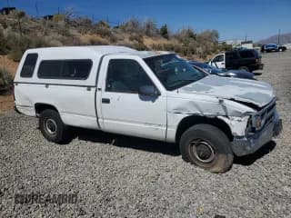 ✅ 1995 Chevrolet Silverado 2500 • VIN: 1GCGC24K4SE232295 • Lot: 80211055. Wystawiony na Copart z przebiegiem 293 134 mil. Bezpłatny archiwum sprzedaży aukcyjnych z USA i szczegółowy raport historii pojazdu na DreamBid. Zdjęcie 4.