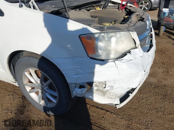 ✅ 2013 Dodge Grand Caravan SXT • VIN: 2C4RDGCG3DR750274 • Lot: 43380107. Wystawiony na IAAI z przebiegiem 243 014 mil. Bezpłatny archiwum sprzedaży aukcyjnych z USA i szczegółowy raport historii pojazdu na DreamBid. Zdjęcie 6.