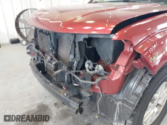 ✅ 2017 Nissan Frontier SV • VIN: 1N6DD0ER7HN718654 • Lot: 43447412. Wystawiony na IAAI z przebiegiem 170 144 mil. Bezpłatny archiwum sprzedaży aukcyjnych z USA i szczegółowy raport historii pojazdu na DreamBid. Zdjęcie 6.