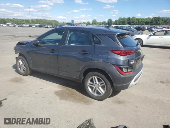 ✅ 2022 Hyundai Kona SE • VIN: KM8K2CAB0NU762132 • Лот: 56276794. Опубликован ранее на Copart с пробегом 43 922 миль. Бесплатный доступ к архиву аукционных продаж из США и подробный отчёт об истории автомобиля на DreamBid. Изображение 2.