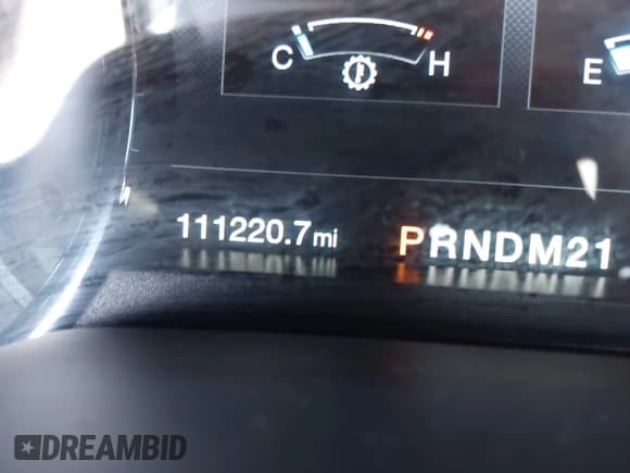 ✅ 2018 Ford F-250 XL • VIN: 1FT7W2BT7JEC42093 • Lot: 42272840. Wystawiony na IAAI z przebiegiem 111 220 mil. Bezpłatny archiwum sprzedaży aukcyjnych z USA i szczegółowy raport historii pojazdu na DreamBid. Zdjęcie 16.