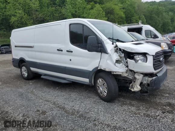 ✅ 2017 Ford Transit • VIN: 1FTYR2YM2HKB51983 • Lot: 56053945. Wystawiony na Copart z przebiegiem 143 786 mil. Bezpłatny archiwum sprzedaży aukcyjnych z USA i szczegółowy raport historii pojazdu na DreamBid. Zdjęcie 4.