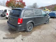 ✅ 2017 Dodge Grand Caravan SE • VIN: 2C4RDGBG4HR819285 • Lot: 43683330. Listed on IAAI with 301,081 mi. Free auction sales archive from the USA and detailed vehicle history report at DreamBid. Image 4.