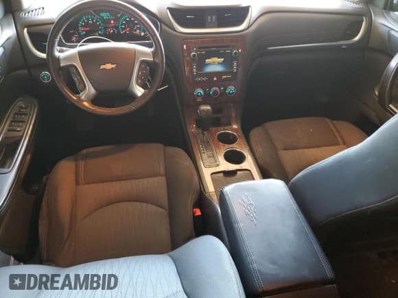 ✅ 2014 Chevrolet Traverse LT • VIN: 1GNKRGKD8EJ234385 • Lot: 82656975. Wystawiony na Copart z przebiegiem 199 913 mil. Bezpłatny archiwum sprzedaży aukcyjnych z USA i szczegółowy raport historii pojazdu na DreamBid. Zdjęcie 8.