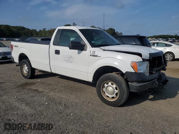 ✅ 2014 Ford F-150 XL • VIN: 1FTMF1EM8EKG39451 • Лот: 82091035. Опубликован ранее на Copart с пробегом 180 079 миль. Бесплатный доступ к архиву аукционных продаж из США и подробный отчёт об истории автомобиля на DreamBid. Изображение 4.