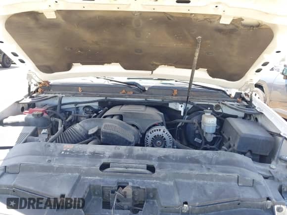 2014 Chevrolet Suburban LT z VIN 1GNSKJE70ER202460, wystawiony jako IAAI lot #42090452 z przebiegiem 181 450 mil mil oraz . Historia ofert i sprzedaży dostępna na DreamBid. Obrazek 10.