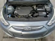 ✅ 2017 Hyundai Accent SE • VIN: KMHCT4AE4HU377372 • Lot: 87176645. Wystawiony na Copart z przebiegiem 89 576 mil. Bezpłatny archiwum sprzedaży aukcyjnych z USA i szczegółowy raport historii pojazdu na DreamBid. Zdjęcie 13.