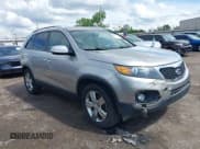 ✅ 2013 Kia Sorento EX • VIN: 5XYKU4A68DG362746 • Lot: 42171728. Listed on IAAI with 93,501 mi. Free auction sales archive from the USA and detailed vehicle history report at DreamBid. Image 1.