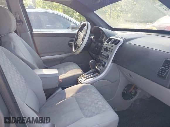✅ 2006 Chevrolet Equinox LT • VIN: 2CNDL63FX66018318 • Lot: 42339803. Listed on IAAI with 227,111 mi. Free auction sales archive from the USA and detailed vehicle history report at DreamBid. Image 5.