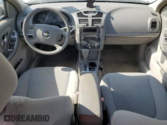 2006 Chevrolet Malibu Maxx LS z VIN 1G1ZS61846F261932, wystawiony jako Copart lot #80559954 z przebiegiem 77 126 mil mil oraz Czysty tytuł • Clean title. Historia ofert i sprzedaży dostępna na DreamBid. Obrazek 8.